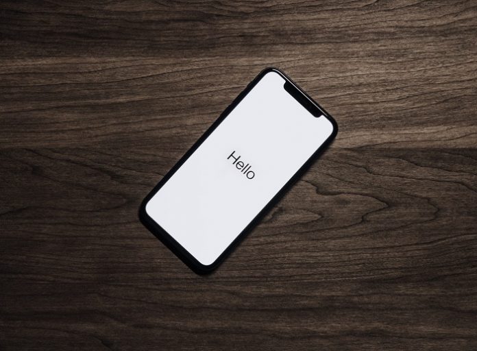 refurbished smartphone old gadget