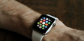 Can a Smartwatch Really Simplify Your Daily Routine?