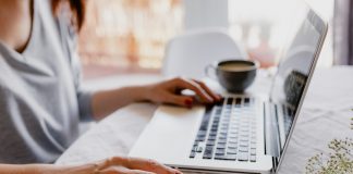 How To Give Your Customers Outstanding Customer Support Outstanding Customer Support