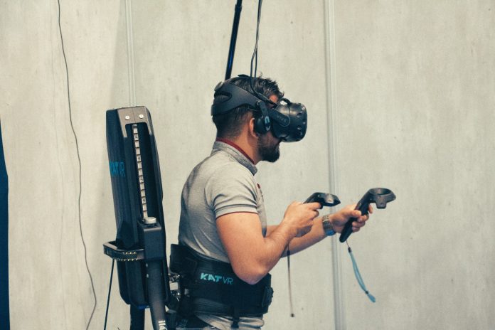 vr-technology-gadgetstripe vr technology