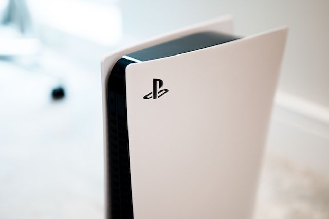 ps5-console-gadgetstripe