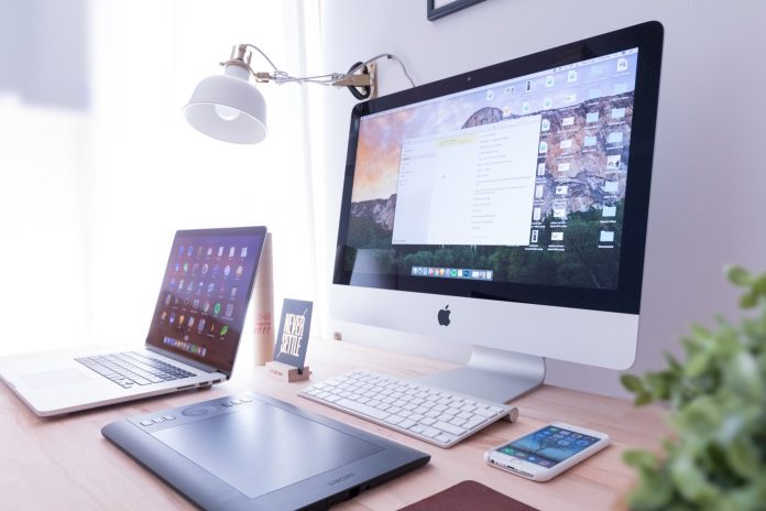 tech-gadgets-gadgetstripe Make Your Tech Products Last