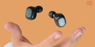 The 10 Best Earbuds For People With Small Ears 2023 Earbuds For small ear