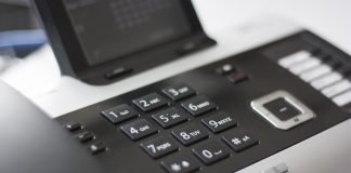 Comparing VoIP Service & Landlines