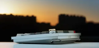 OnePlus Launches A New Keyboard And New High-End Earphones OnePlus keyboard and earbud