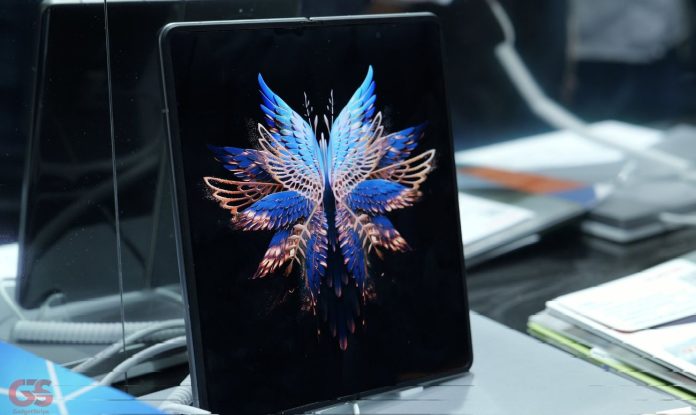 tecno phantom v fold